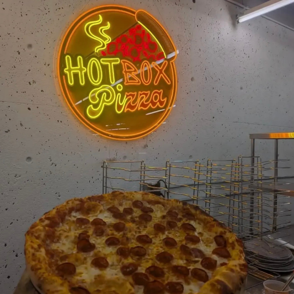 Hotbox Pizza size